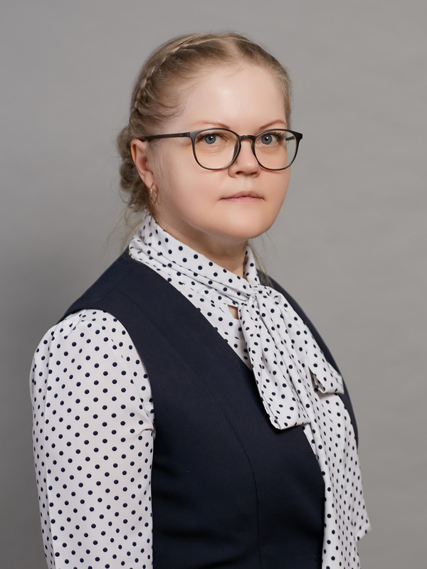 Жуйкова Светлана Анатольевна.